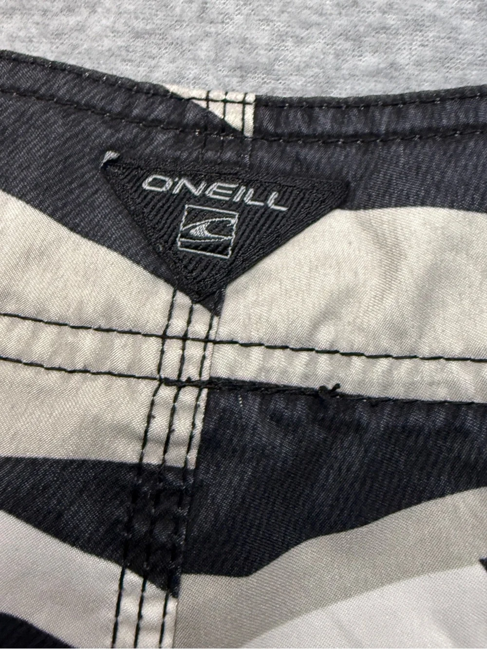 O'Neill Men’s Size 31 Black White Orange Yellow Graphic Board Shorts